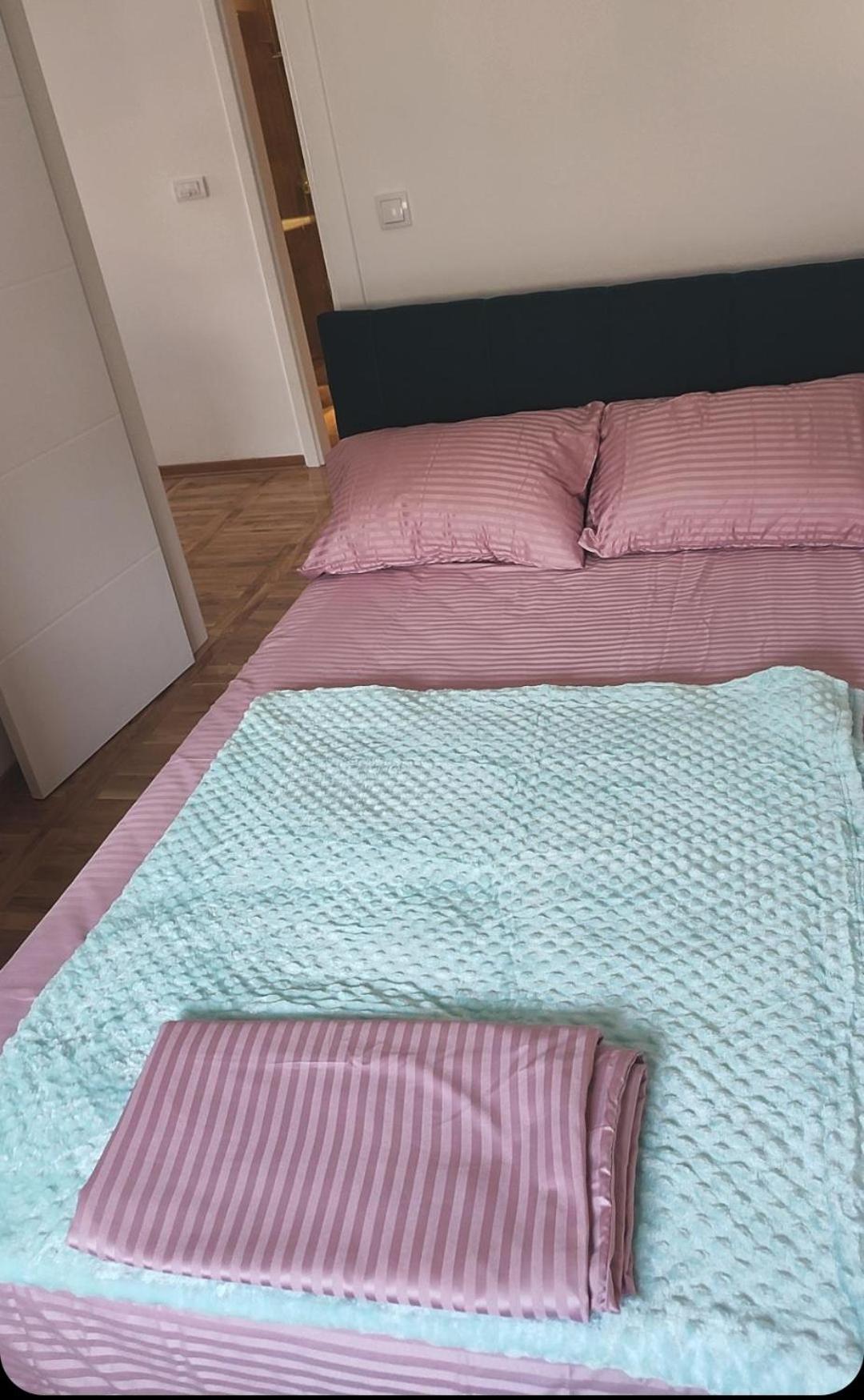 Comfort Апартамент *